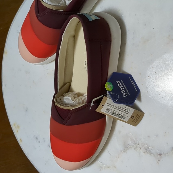 TOMS Alpargata Mallow Burgundy Multi Matte Woven NWT. - Picture 4 of 7